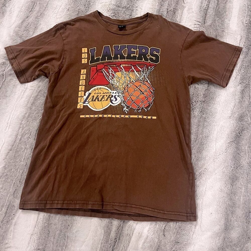 NBA Ultra Game Los Angeles Lakers Tee Brown with 80s Style Logo Size M